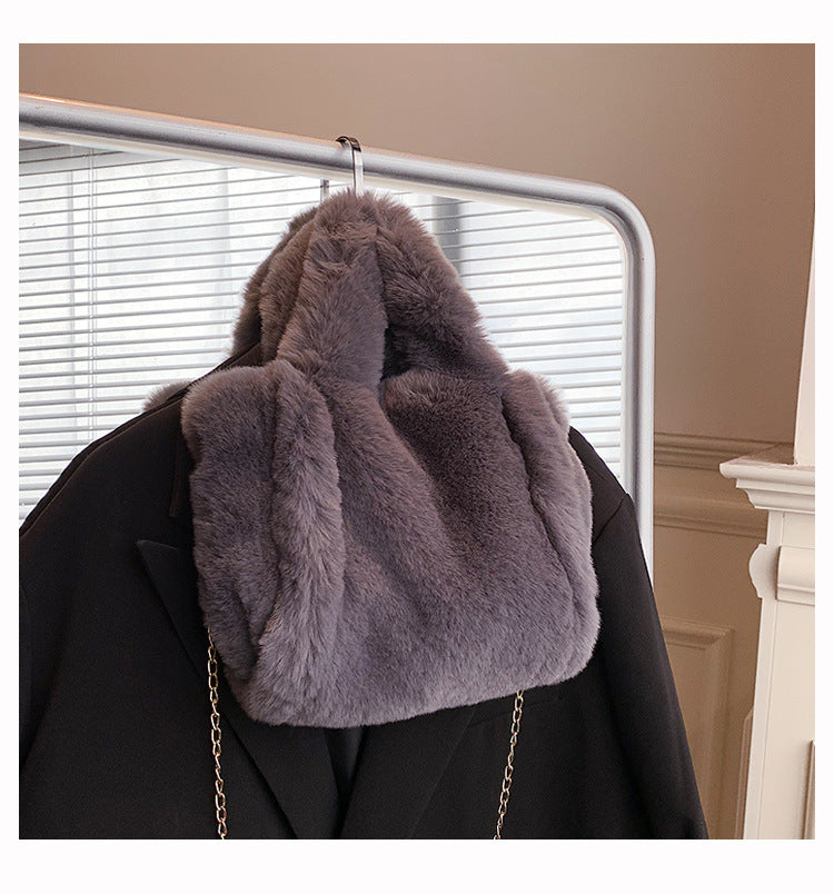 Hturi Lux™ Winter Plush Chain Tote – Couture Comfort in Every Season - Hturilux